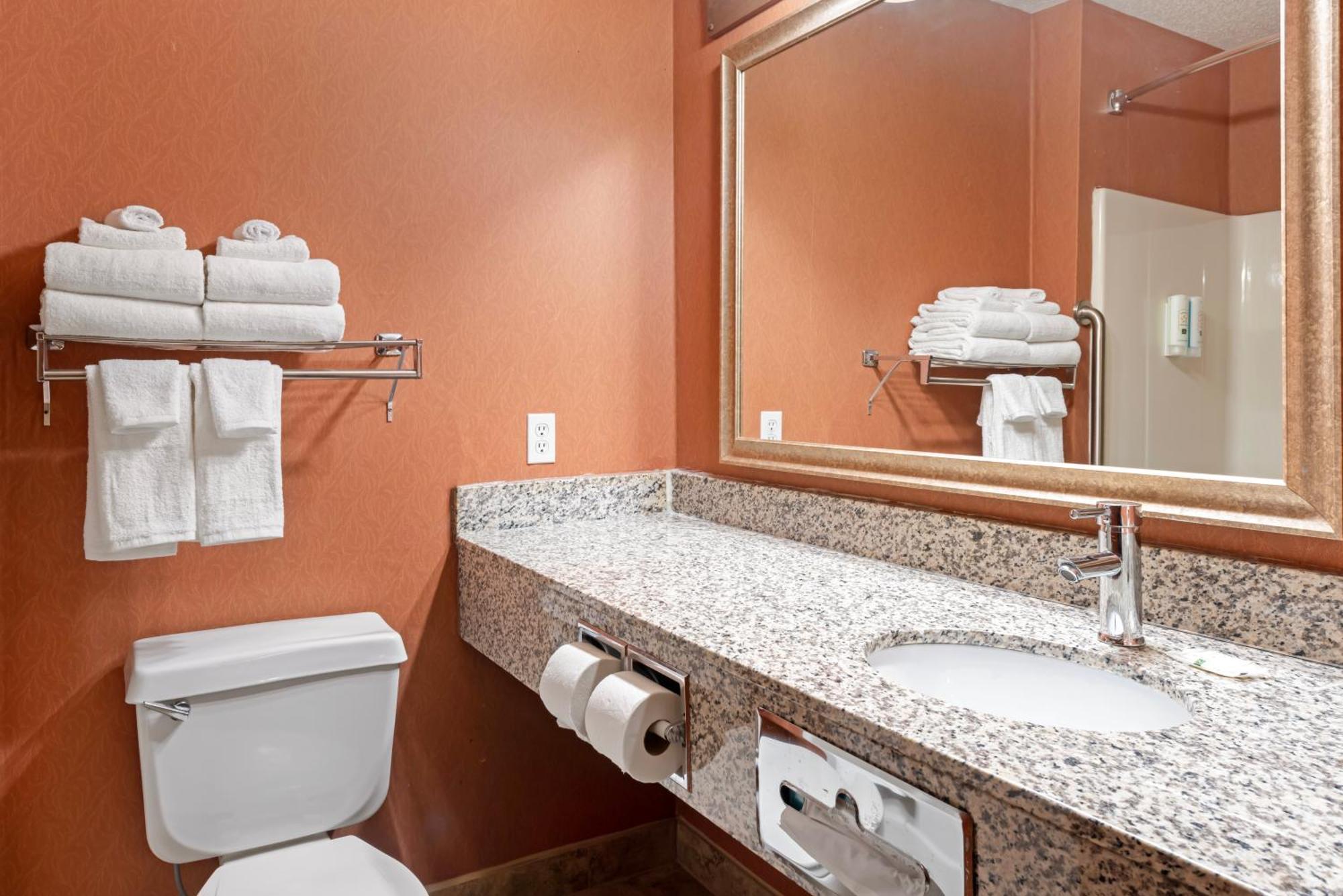 Quality Inn Bemidji Exterior photo