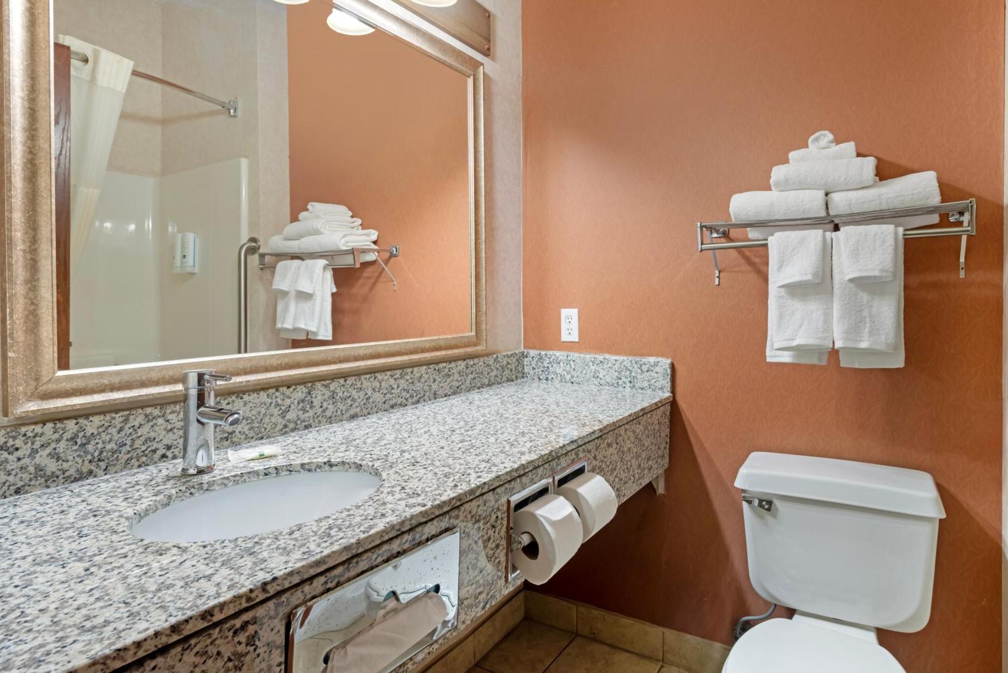 Quality Inn Bemidji Exterior photo