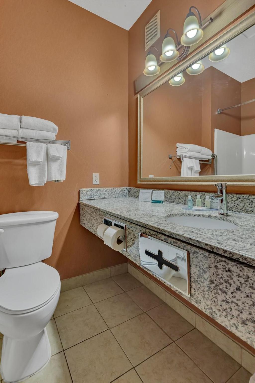 Quality Inn Bemidji Exterior photo